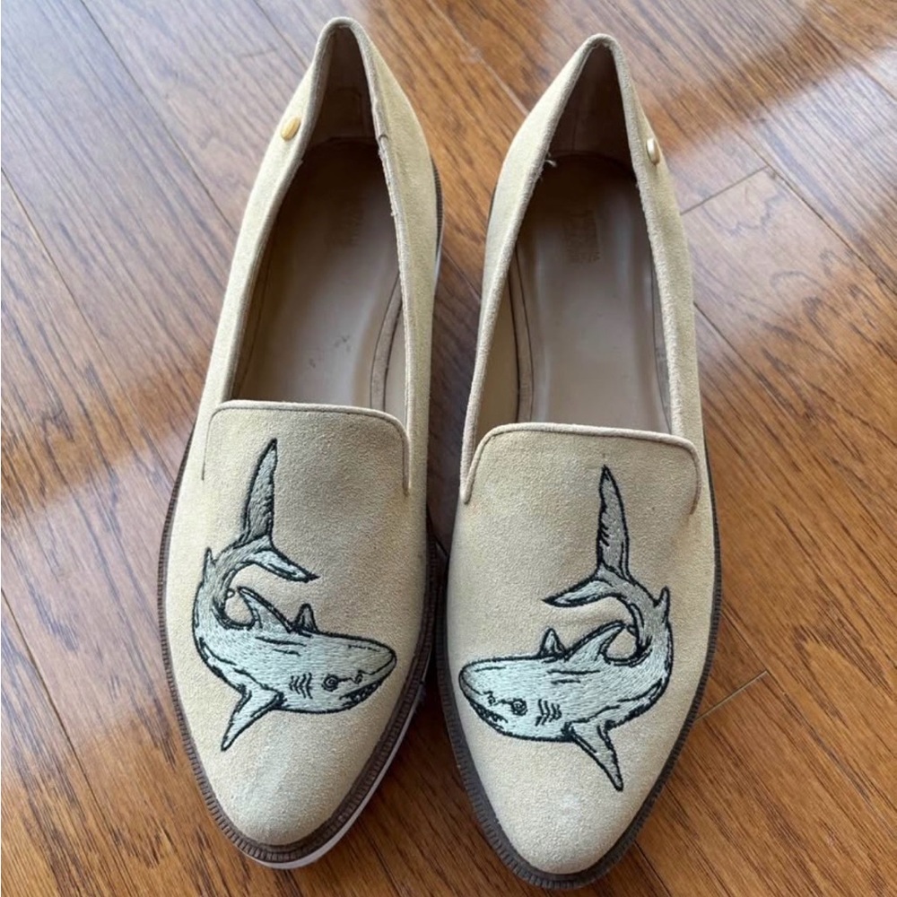 Australia Luxe Collective Cream Suede Loafers w/ Shark Accent